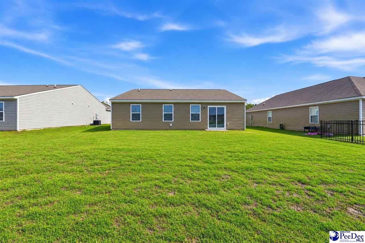 2060 Eastpark Dr Photo 27