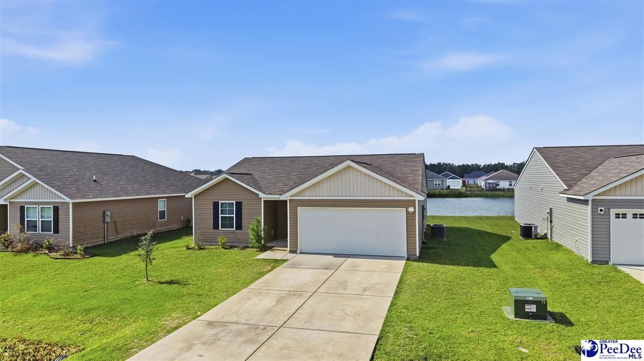 2060 Eastpark Dr Photo 4
