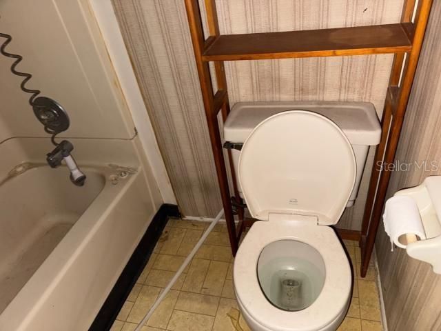 4825 Victoria Avenue, Sarasota, FL 34233 Photo