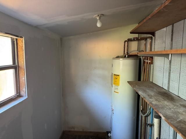 4825 Victoria Avenue, Sarasota, FL 34233 Photo