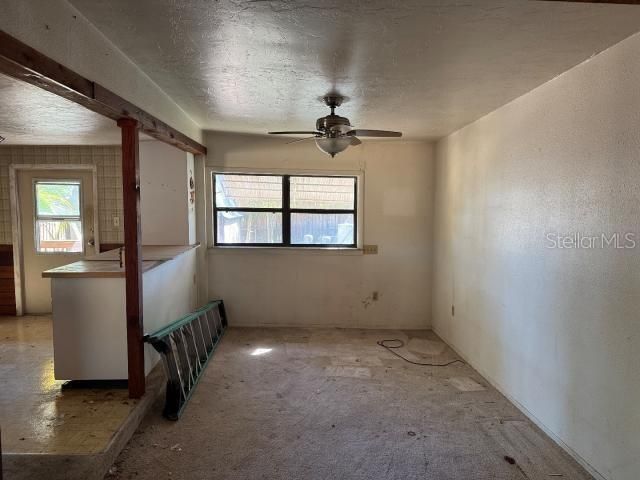 4825 Victoria Avenue, Sarasota, FL 34233 Photo