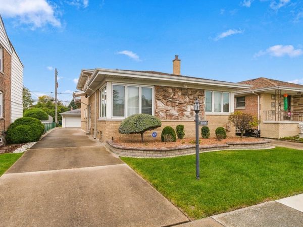 5708 S Newcastle Avenue , Chicago, IL 60638