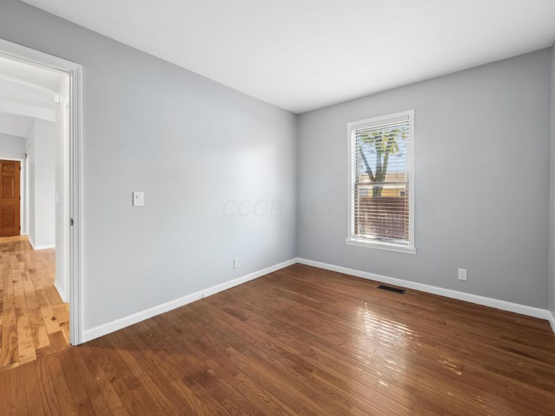 5277 E Livingston Avenue, Columbus, OH 43232 Photo 26