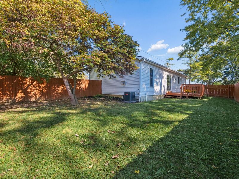 5277 E Livingston Avenue, Columbus, OH 43232 Photo 33