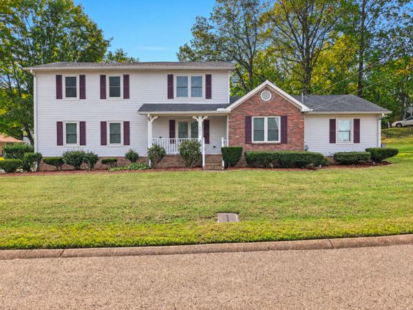 3077 Reelfoot Dr , Nashville, TN 37214