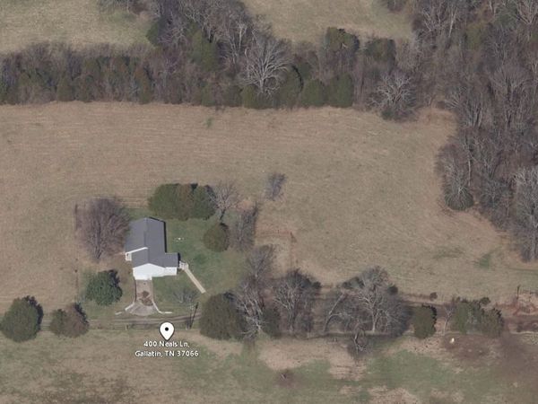 400 Neals Ln, Gallatin, TN 37066