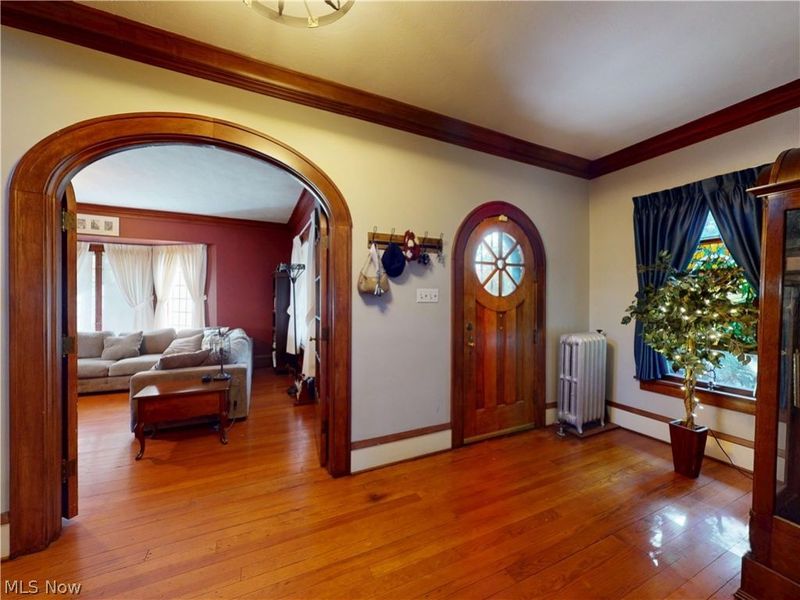 217 4th Street NE, Massillon, OH 44646 Photo 3