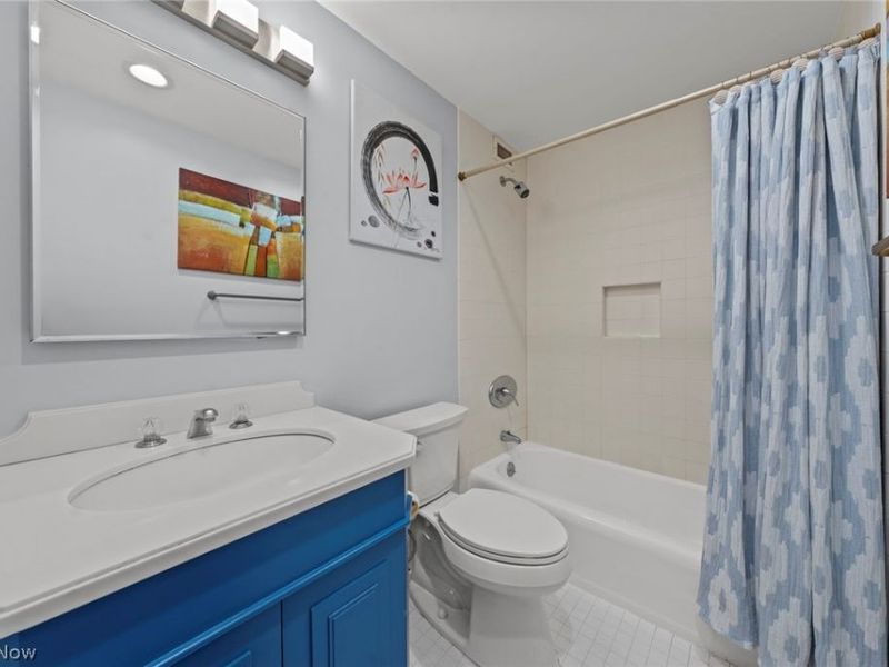 12700 Lake Avenue, Unit 3008, Lakewood, OH 44107 Photo 19