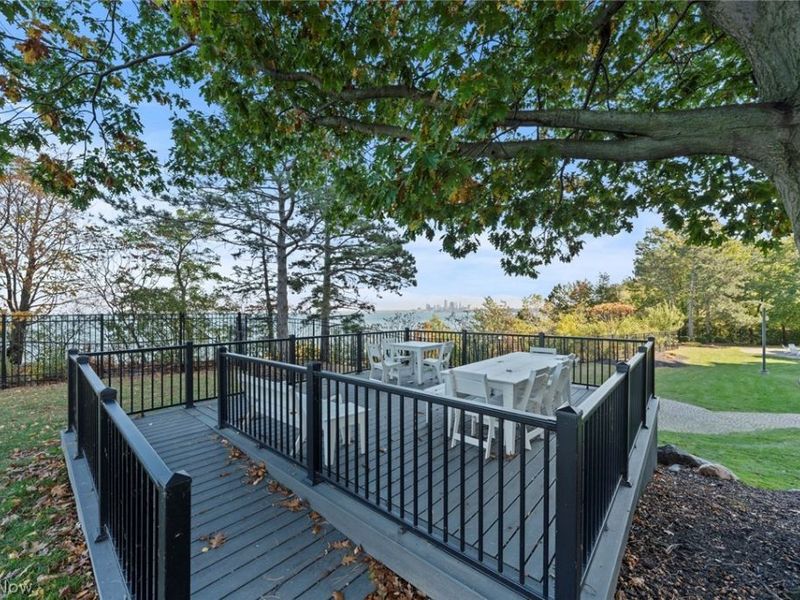12700 Lake Avenue, Unit 3008, Lakewood, OH 44107 Photo 35