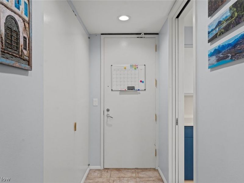 12700 Lake Avenue, Unit 3008, Lakewood, OH 44107 Photo 4