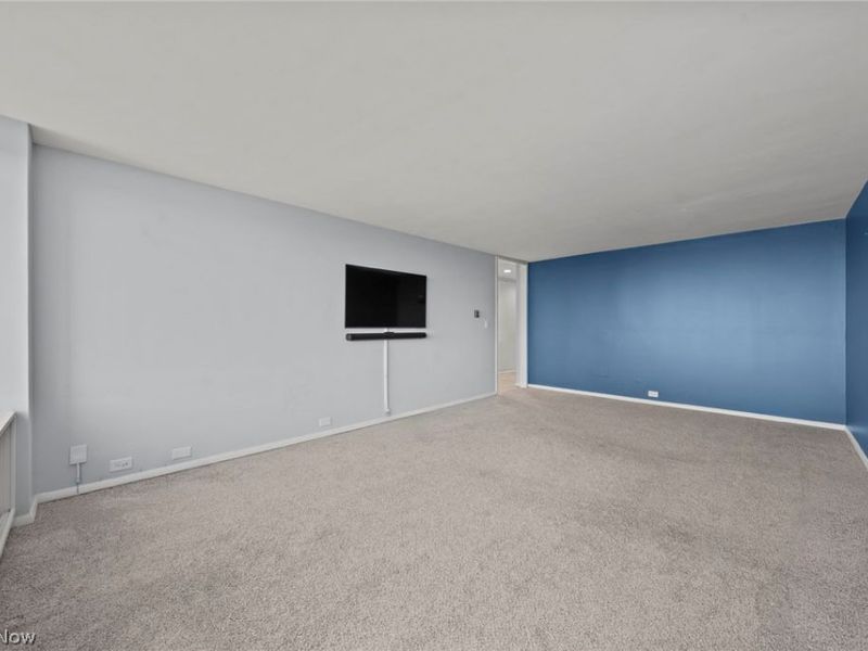 12700 Lake Avenue, Unit 3008, Lakewood, OH 44107 Photo 9