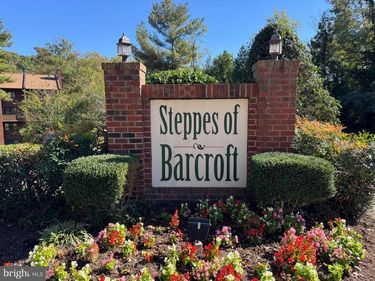 3863 STEPPES COURT , Unit B, FALLS CHURCH, VA 22041
