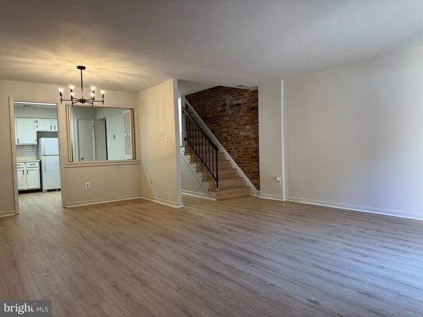3863 STEPPES COURT , Unit B, FALLS CHURCH, VA 22041