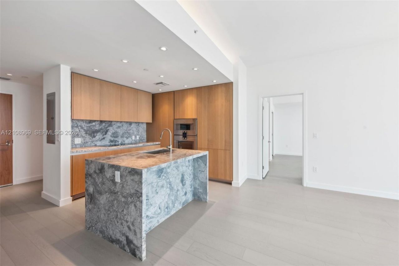 500 Alton Rd. , Unit 3004, Miami Beach, FL 33139 Photo