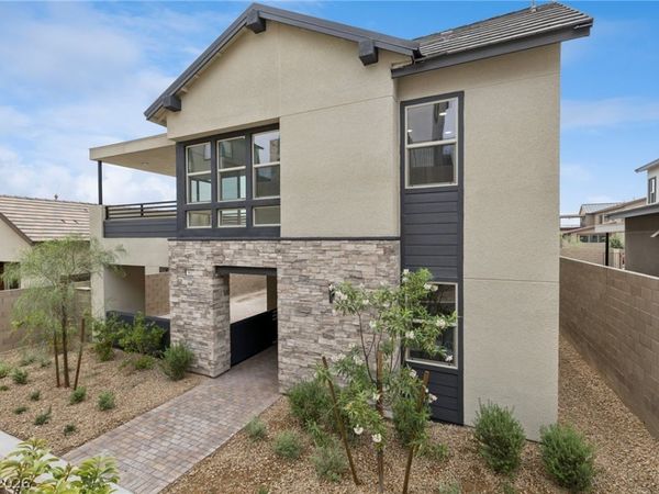 961 Golden Summit Avenue , Las Vegas, NV 89138