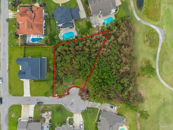 1165 Madura Nine, Gulf Breeze, FL 32563