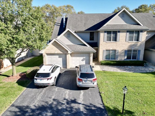 1467 Lakewood Lane , Unit 3, Schererville, IN 46375
