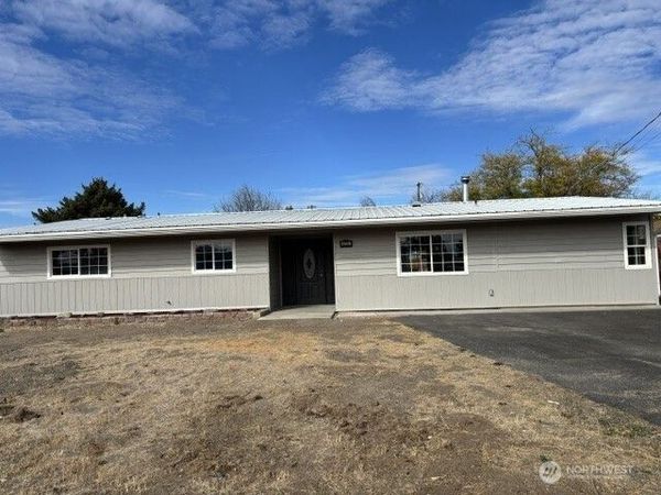414 Biggs Road , Moses Lake, WA 98837