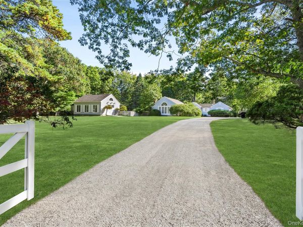474 Water Mill Towd Road, Southampton, NY 11968