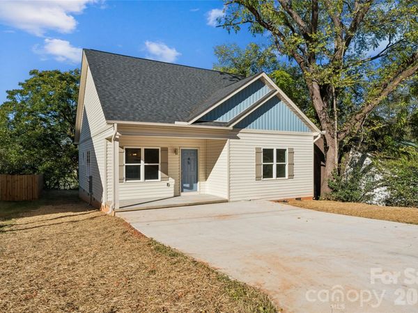 45 Robbins Circle, Lexington, NC 28292