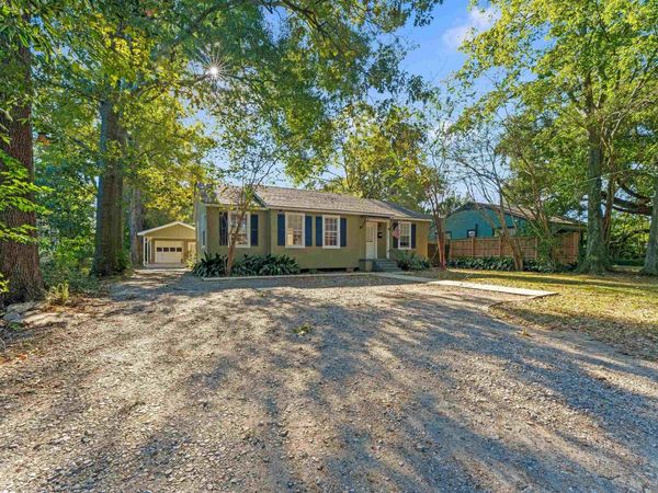 2284 Hollydale Ave, Baton Rouge, LA 70808