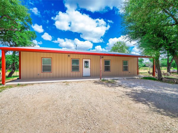 1301 Co Rd 228 , Florence, TX 76527