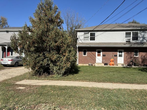 322 W Railroad Street , Unit 3, Marengo, IL 60152