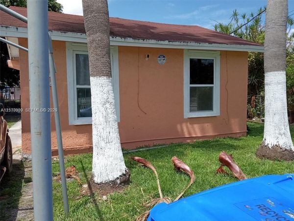 1529 NW 51st Ter , Miami, FL 33142
