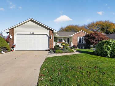 7482 Country Meadow Drive , Swartz Creek, Mi 48473