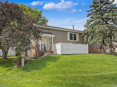 20872 E Glen Haven Circle, Unit 30, Northville, Mi 48167