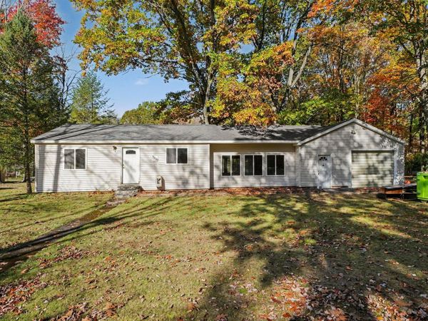 7370 W Higgins Lake Drive, Roscommon, MI 48653
