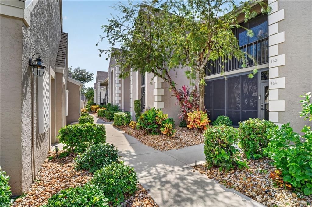 16290 Kelly Cove Dr , Unit 253, Fort Myers, FL 33908 Photo