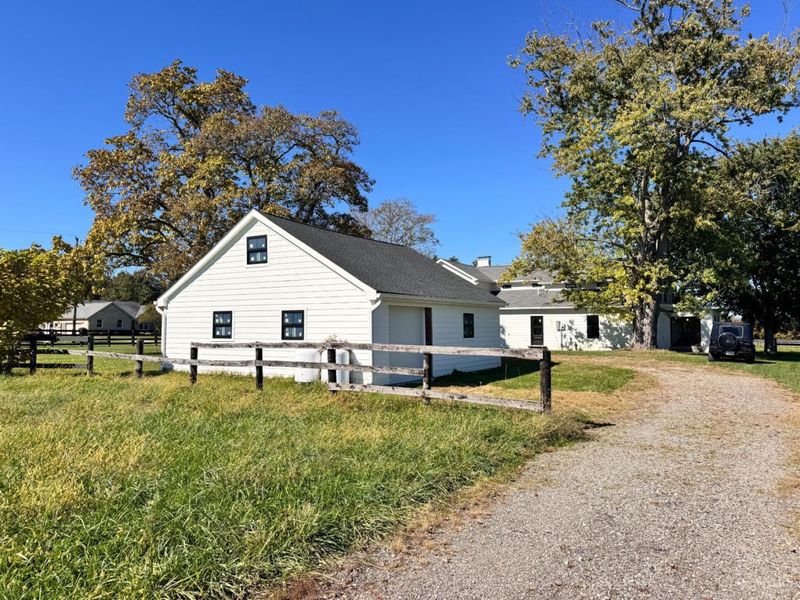 6688 Smith Road, Goshen Township, OH 45140 Photo 18