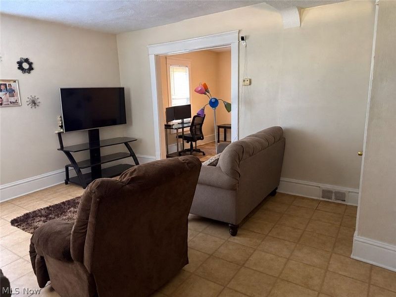 1410 League Street, Akron, OH 44305 Photo 3