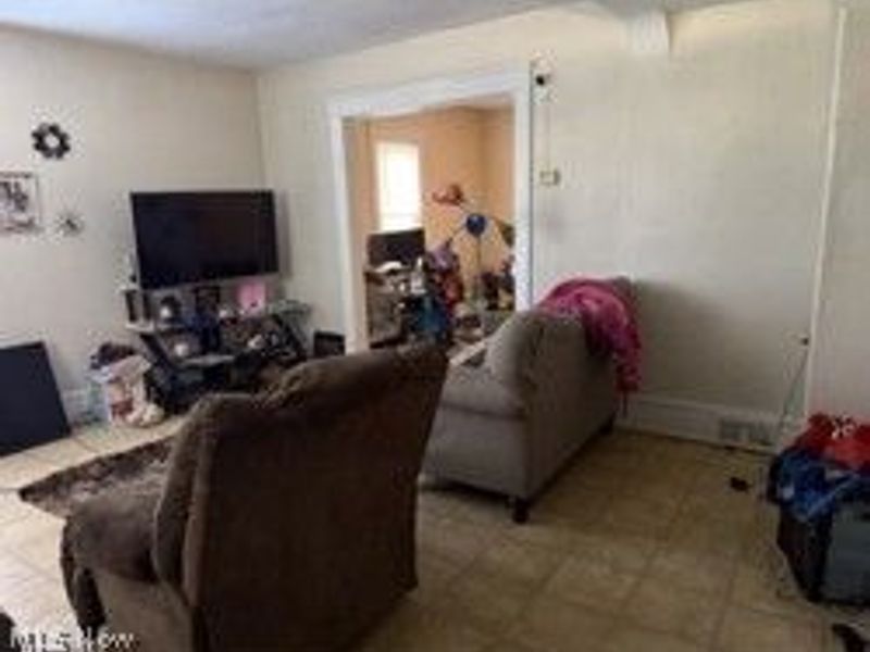 1410 League Street, Akron, OH 44305 Photo 3