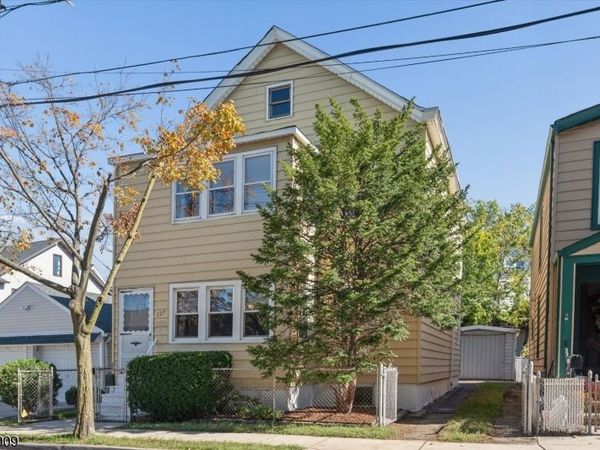 127 Anderson Ave, Wallington, NJ 07057