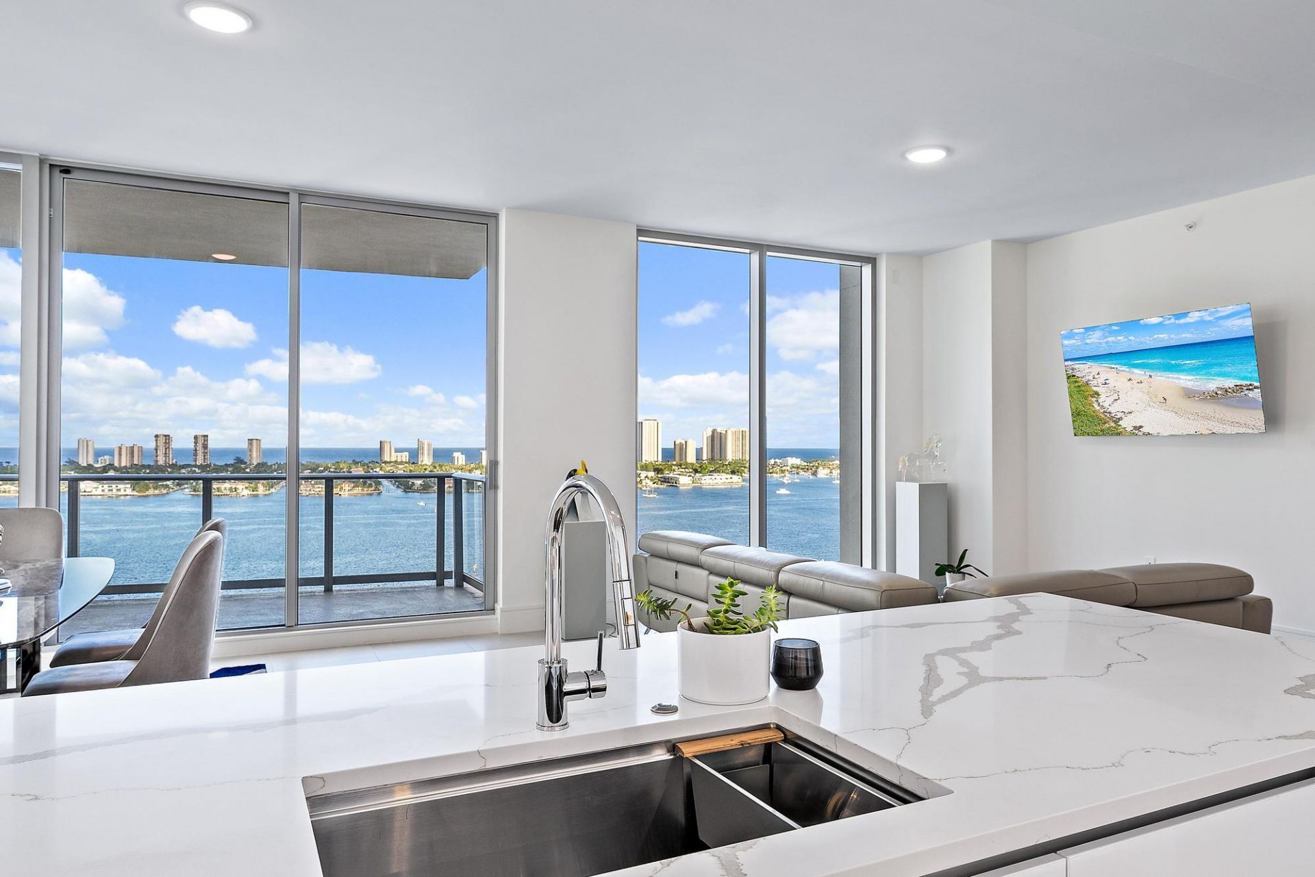 220 Lake Shore Drive, Unit 1802, Lake Park, FL 33403 Photo