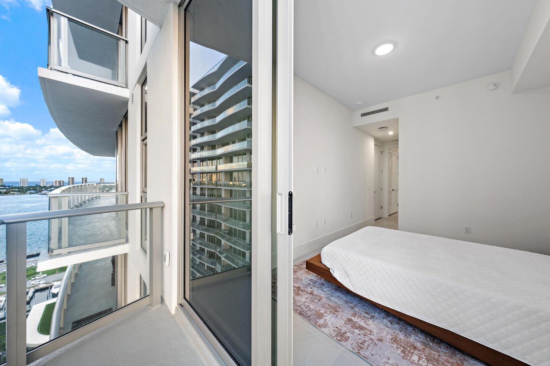 220 Lake Shore Drive, Unit 1802, Lake Park, FL 33403 Photo