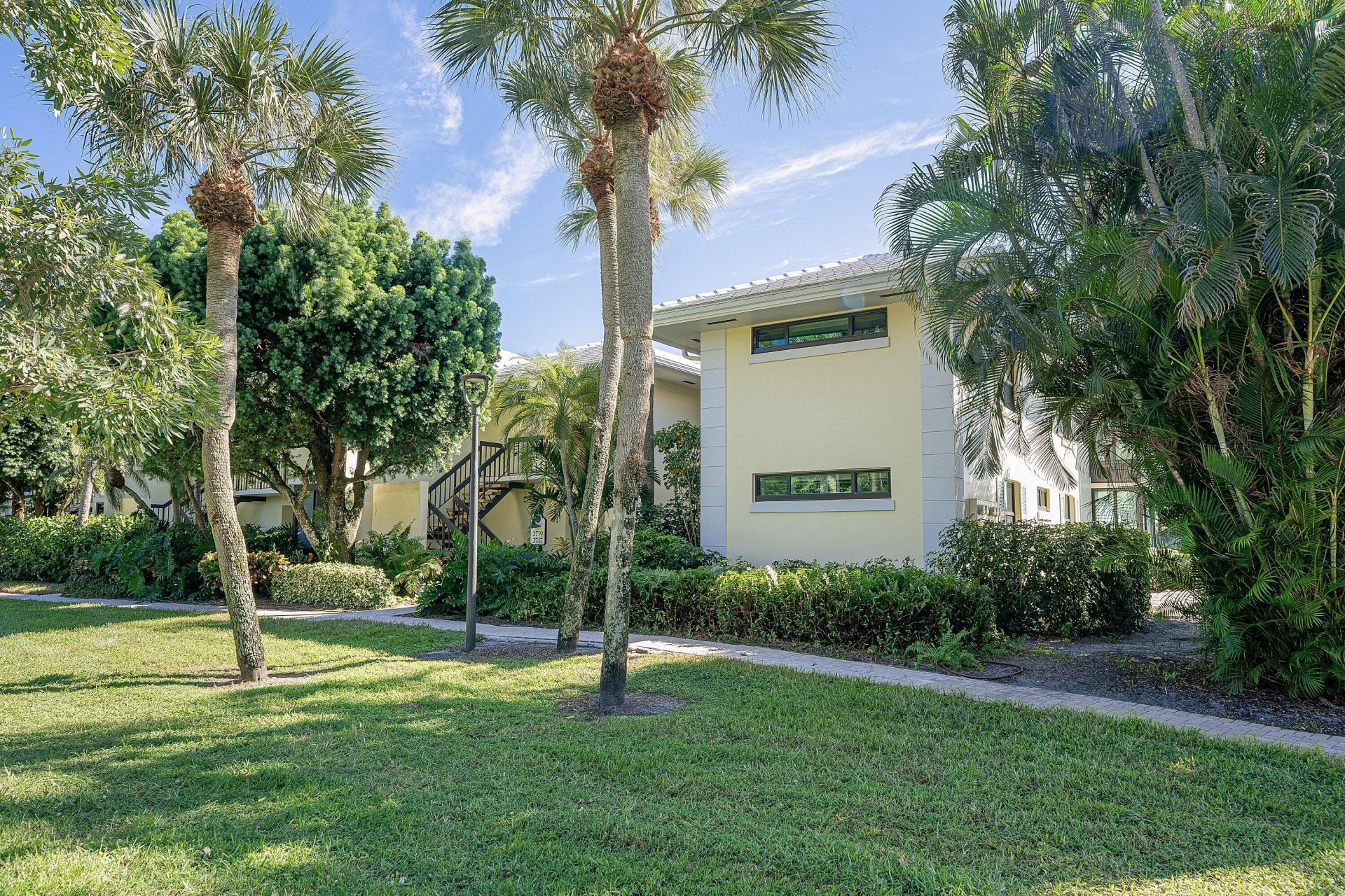 3717 Quail Ridge Drive N, Unit Bobwhite B, Boynton Beach, FL 33436 Photo