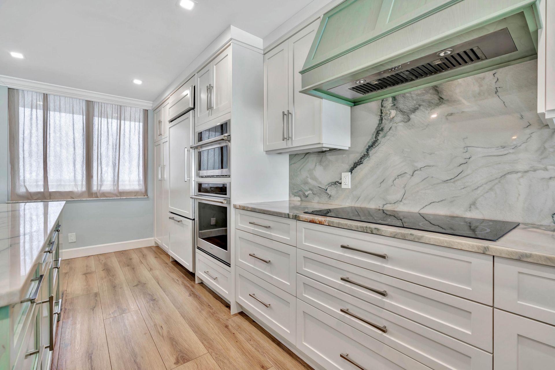 911 Ocean Drive, Unit 704, Juno Beach, FL 33408 Photo