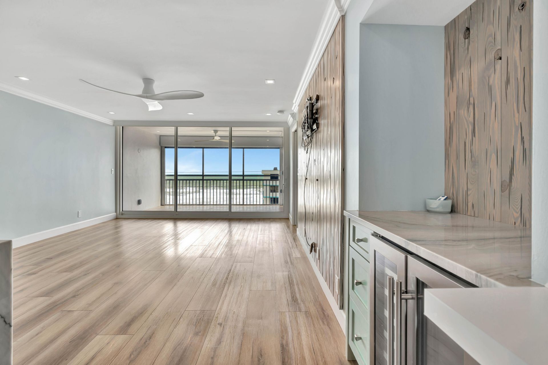 911 Ocean Drive, Unit 704, Juno Beach, FL 33408 Photo