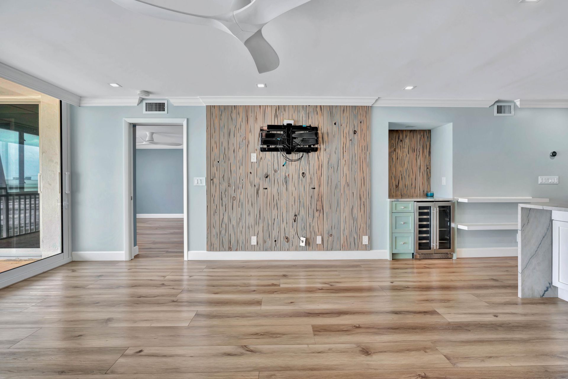 911 Ocean Drive, Unit 704, Juno Beach, FL 33408 Photo