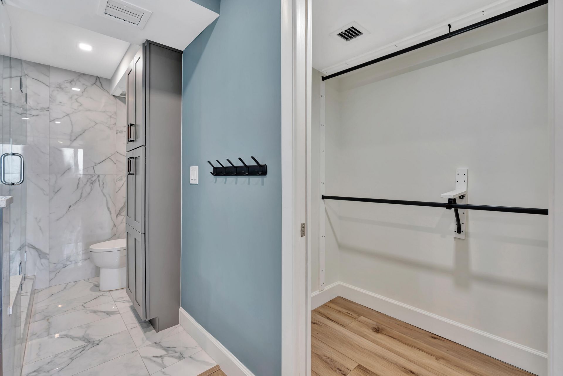 911 Ocean Drive, Unit 704, Juno Beach, FL 33408 Photo