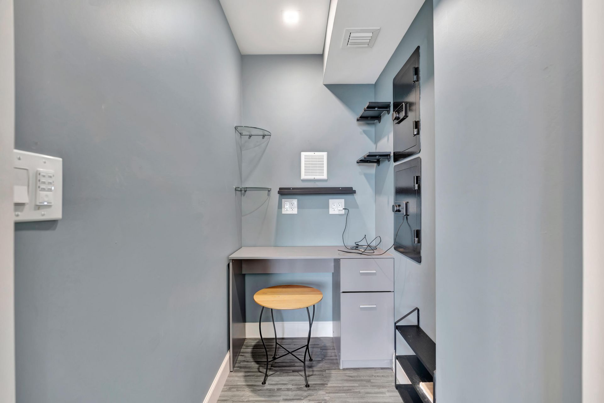 911 Ocean Drive, Unit 704, Juno Beach, FL 33408 Photo