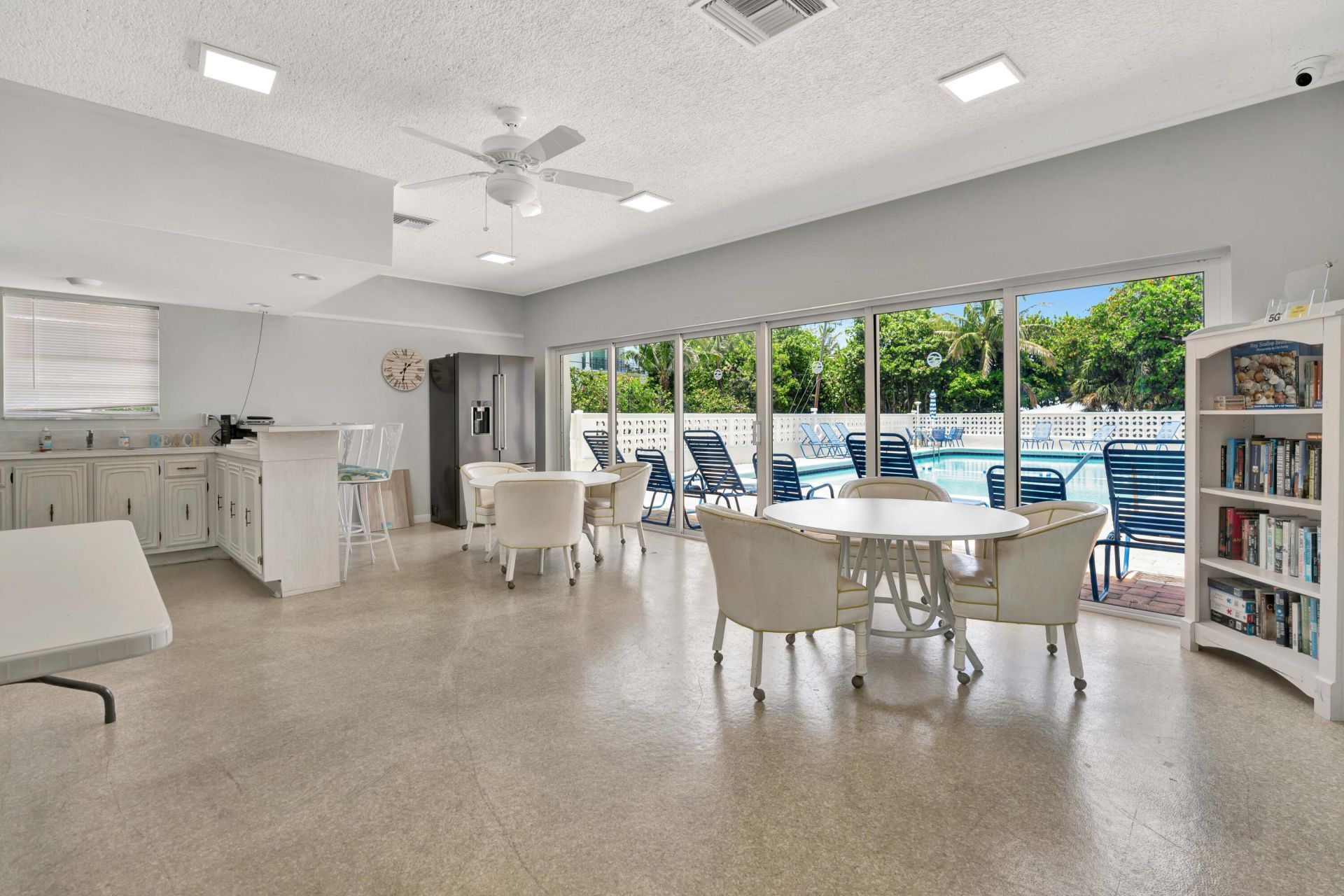 911 Ocean Drive, Unit 704, Juno Beach, FL 33408 Photo