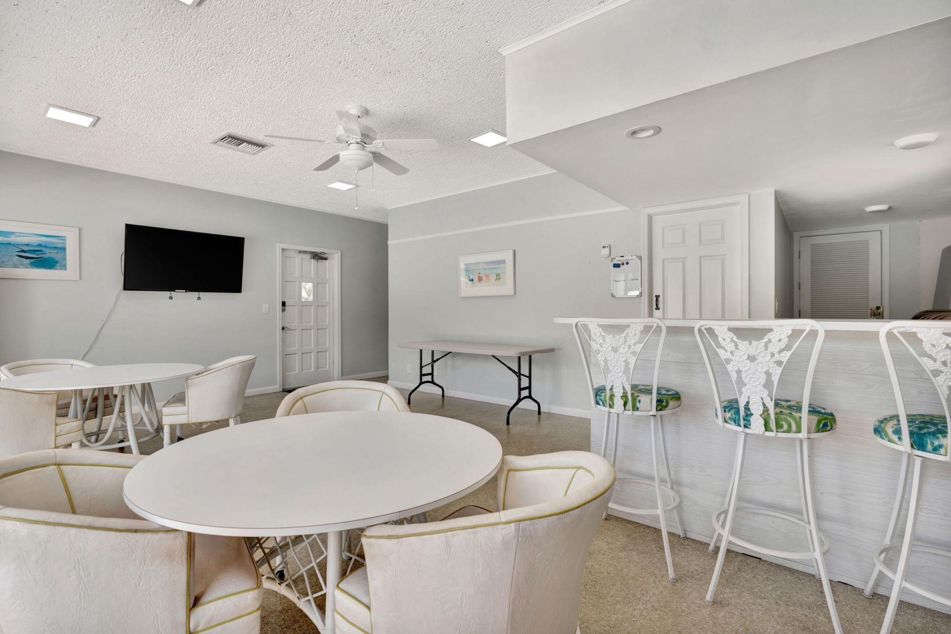 911 Ocean Drive, Unit 704, Juno Beach, FL 33408 Photo