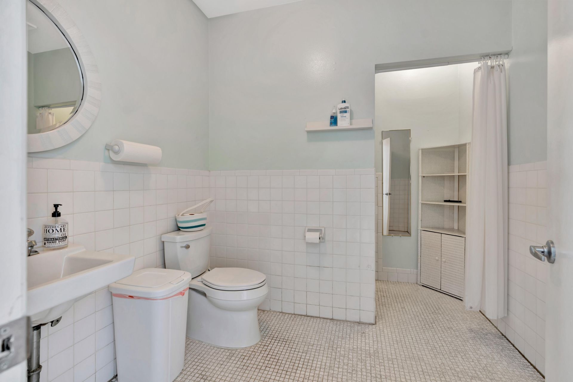 911 Ocean Drive, Unit 704, Juno Beach, FL 33408 Photo