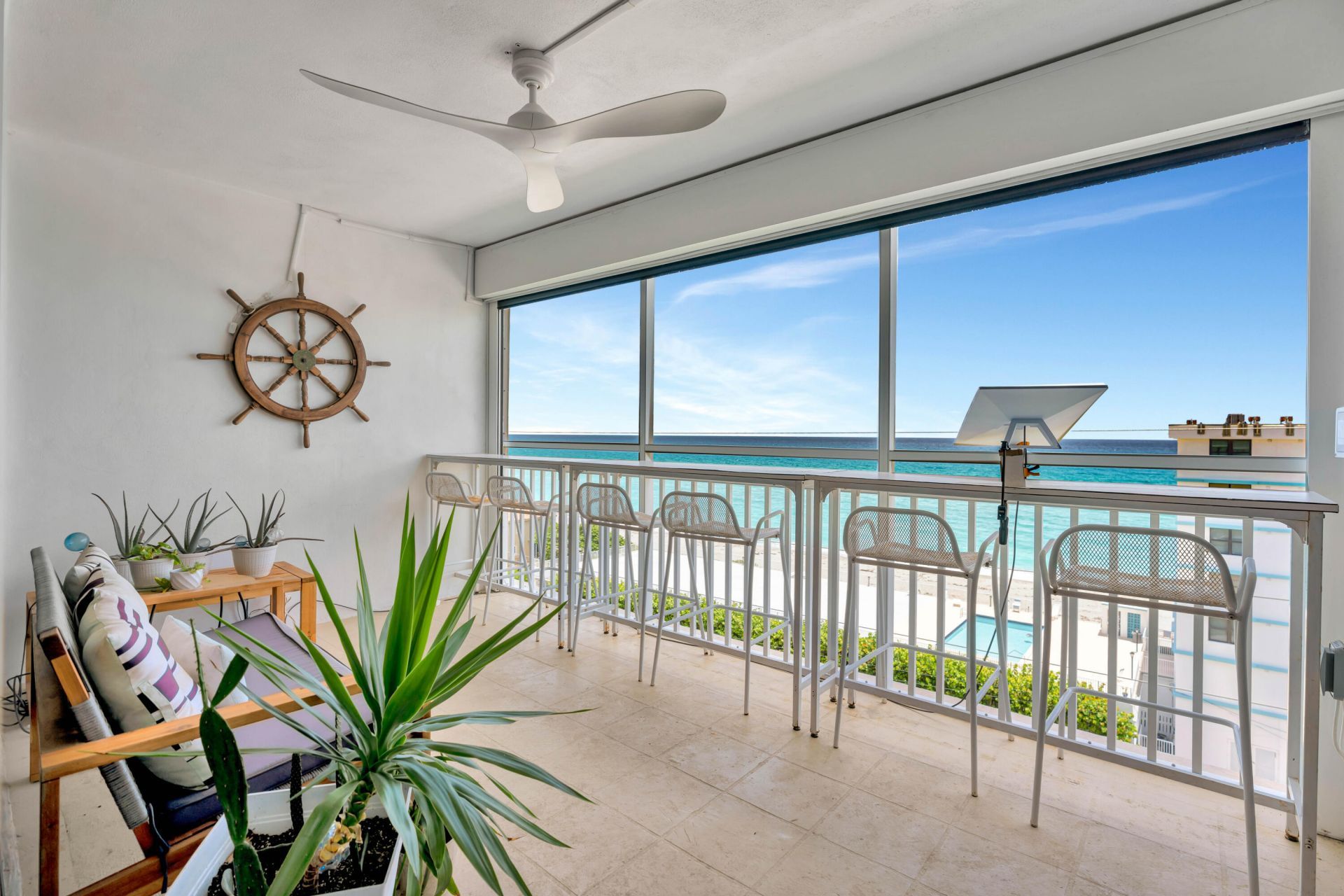911 Ocean Drive, Unit 704, Juno Beach, FL 33408 Photo