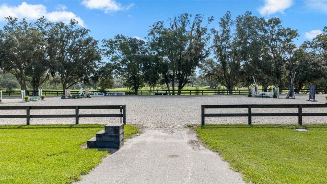 11140 NW 160th Avenue, Morriston, FL 32668 Photo