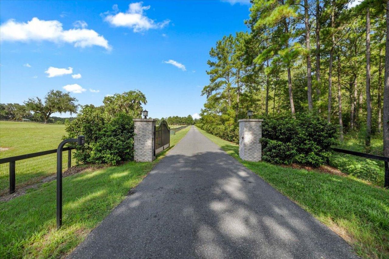 11140 NW 160th Avenue, Morriston, FL 32668 Photo